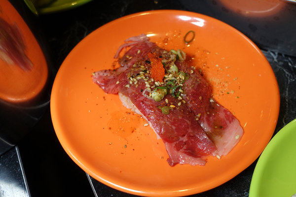 台北聚餐火鍋吃到飽-嗨蝦蝦百匯鍋物吃到飽，罐裝啤酒喝到飽，單點級水準火鍋吃到飽，頂級和牛、生蠔、盒裝冰品吃到飽