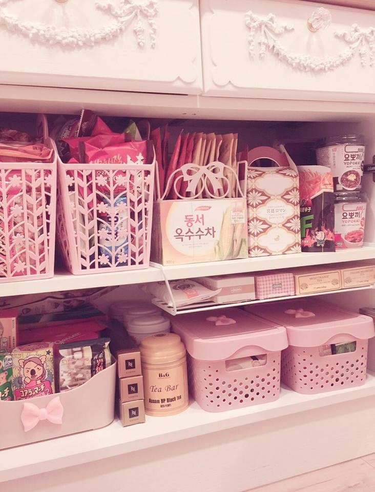 網友小美將住了24年的老屋重新整修，喜愛粉紅色及烹飪