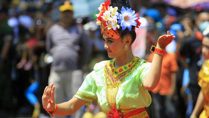 Macam Pola Lantai Dalam Tari Tradisional Yang Wajib Diketahui Fimela Line Today