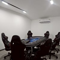 Circle Club Ratchaphruek