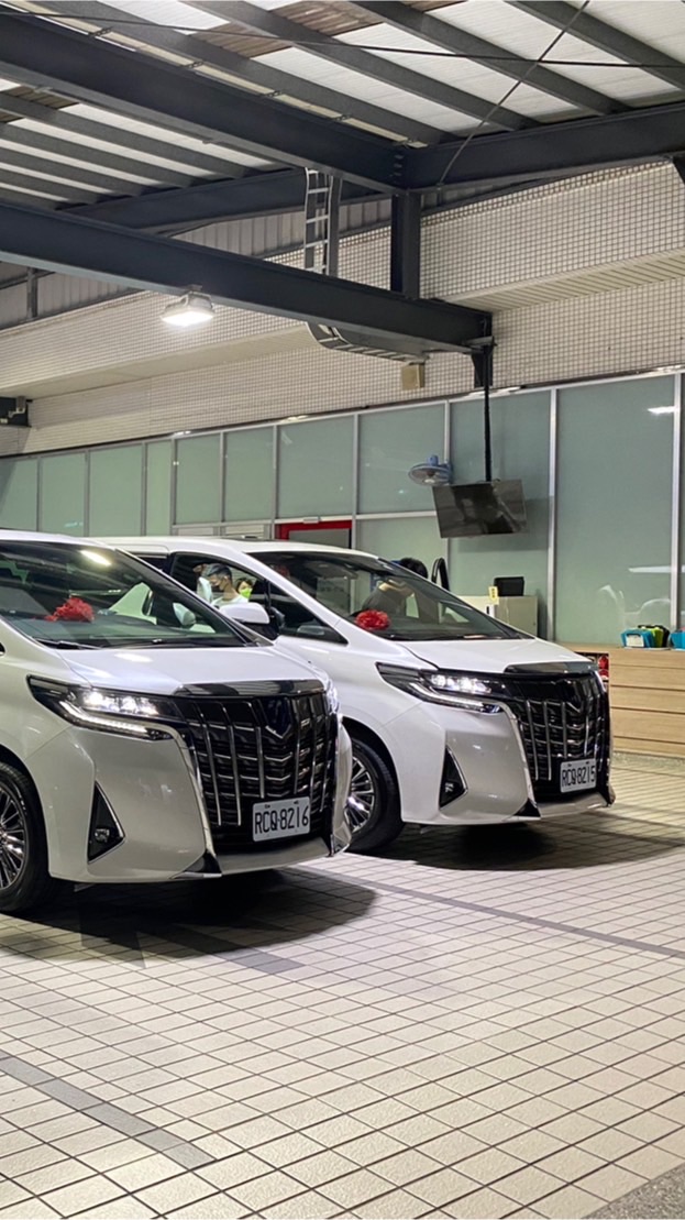長榮交通阿法 LM 租賃車 多元化 計程車 出租買賣 計程車租賃車靠行掛牌