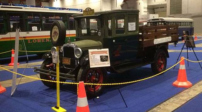 Begini Wujud Bus Zaman Dulu