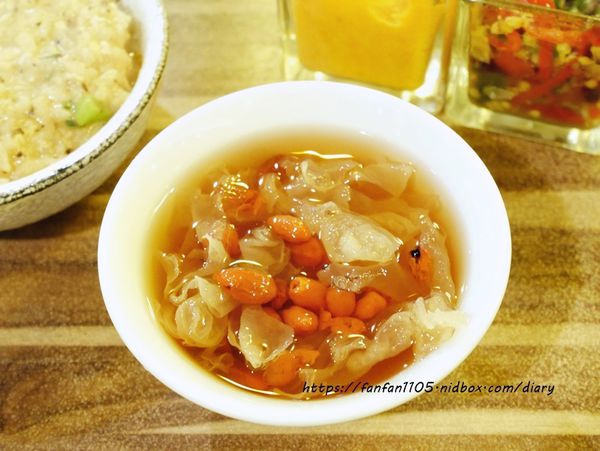 【台北火鍋】極蜆鍋物 #蛤蜊火鍋 #泰式蛤蜊酸辣鍋底 #松山區美食 #松山火鍋 #蒸氣火鍋 (25).jpg