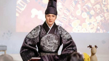 年過30沒凍頭 李敏鎬扮皇帝虛累累