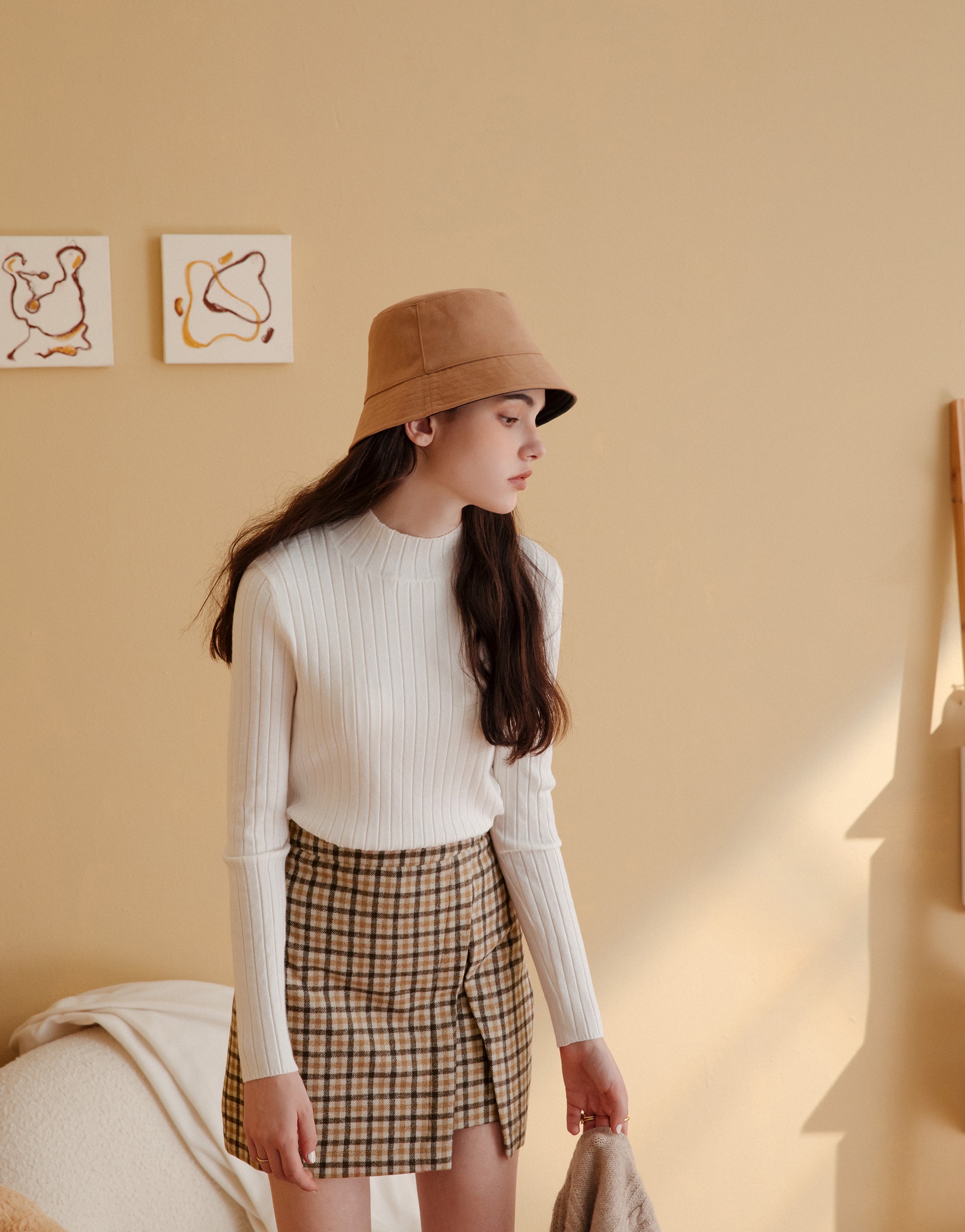 小高領設計/舒適柔軟坑紋針織面料/日常好搭單品