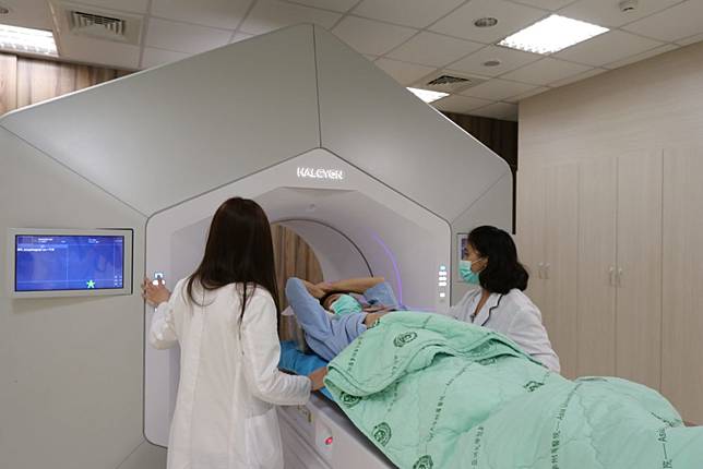 鼻翼青春痘腫如「松露」大滲血…  竟是腫瘤啃食半邊鼻