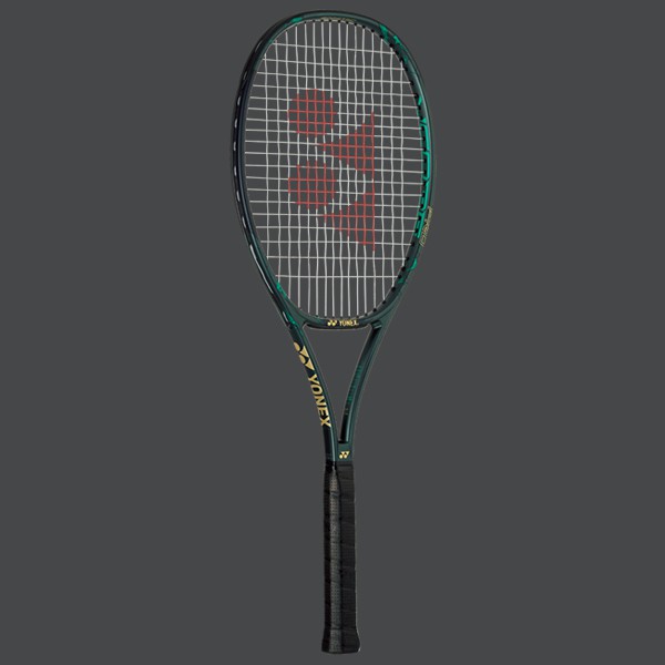 9000偉勁國際體育，從店⾯起步，提供的服務從基本商品販售、穿線諮詢、辦理賽事，具有職業穿線能⼒，具有認證裁判⼈⼒，具有豐富的教練圈，是⼀間店，是⼀個網球的多元介⾯，是⼀個複合平台，希冀創造出更多網球