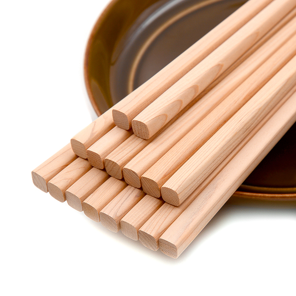 芬多森林|台灣檜木箸-8雙入，通過SGS檢驗的檜木餐具筷，給家庭用一雙健康無漆安心好檜木筷