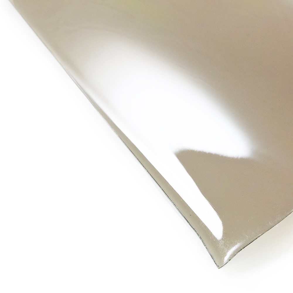 ｜規格特色｜・無需更換燈泡，即有黃金光色・可黏貼後燈、大燈表面・汽、機車燈殼可用・保護燈殼，減少小石塊碰觸擦傷・抗紫外線處理・環保材質背膠・三層功能保護膜｜適用機種｜ 汽機車燈殼皆適用｜安裝說明｜ 1