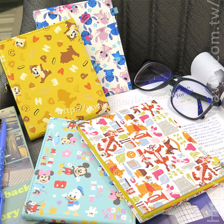 迪士尼正品 官方授權可立式設計，讓您在任何地方都方便使用隨時隨地整理儀容，零死角