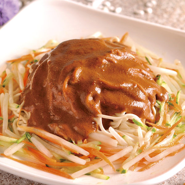 嚴選顆粒大，品質上等白芝麻、低溫烘培細磨而成；香味濃郁，口感絕佳