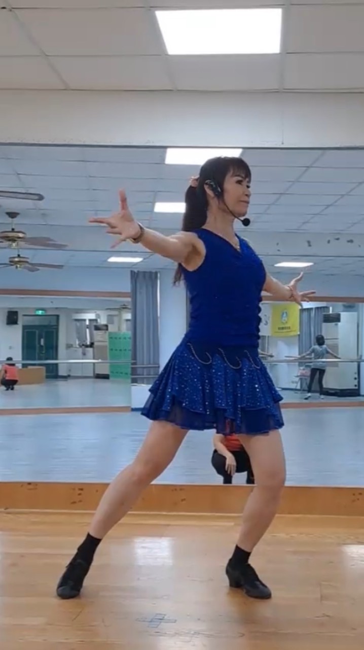 長青．三步吉魯巴
