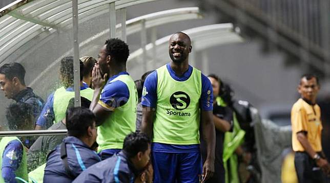 Masuk Skuat Persib ke Serui, Carlton Cole Sindir Herrie Setiawan