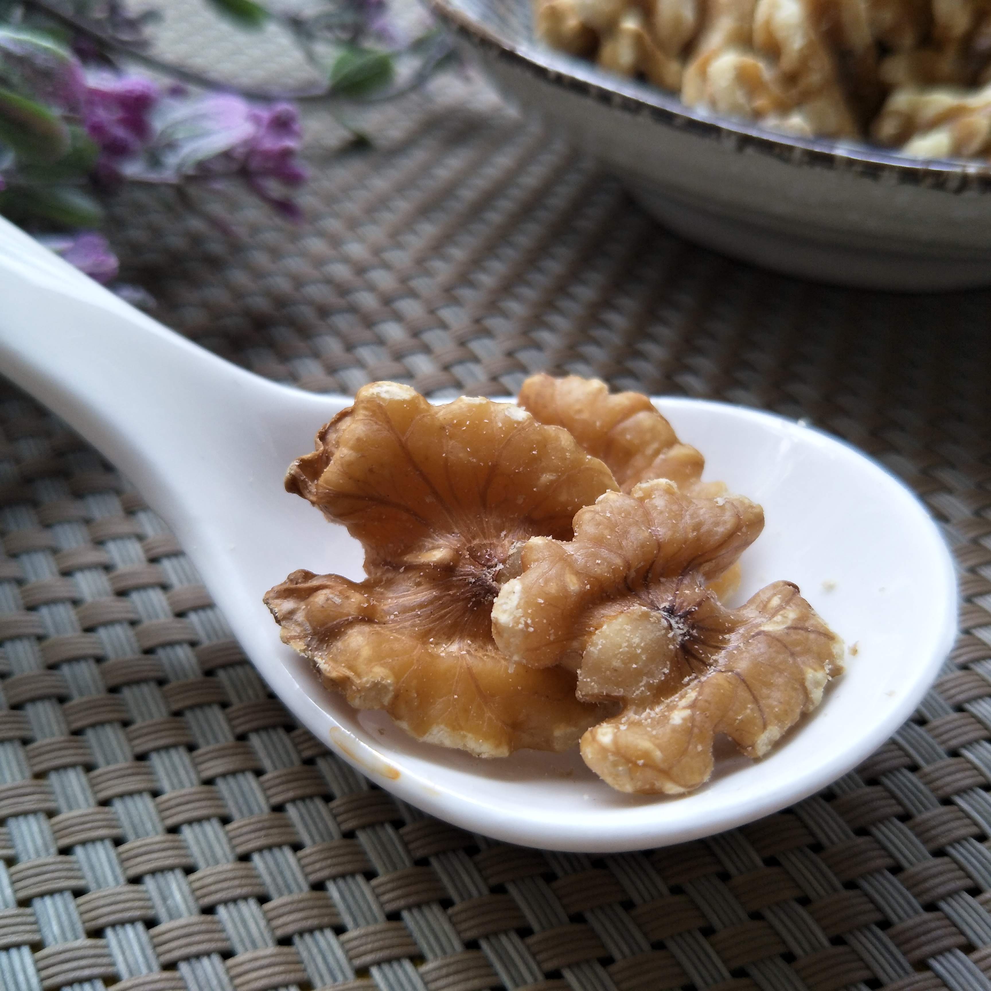 特大顆原味生核桃600公克【微笑主婦】