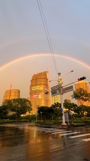 股海衝浪俱樂部