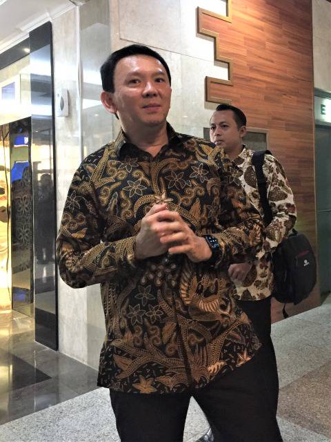 Image result for ahok pakai batik coklat