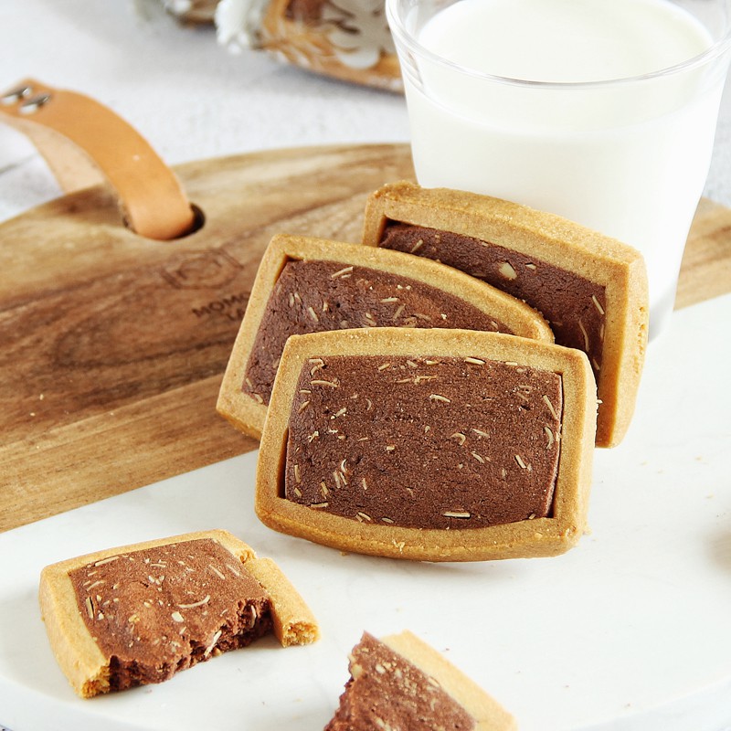 【亞典菓子工場】熊杏福巧克力餅乾10入-附紙袋 ｜彌月禮盒｜伴手禮｜