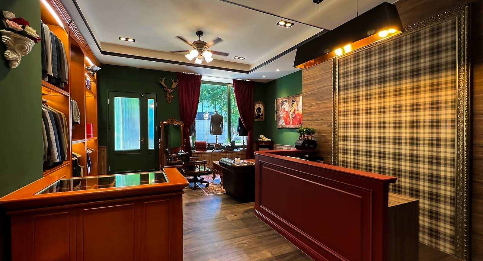 LOUIS' SUIT 路易西服