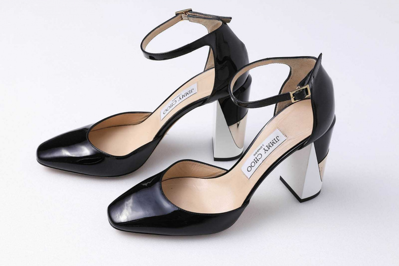 JIMMY CHOO繫踝高跟鞋／23,000元（圖／戴世平攝）