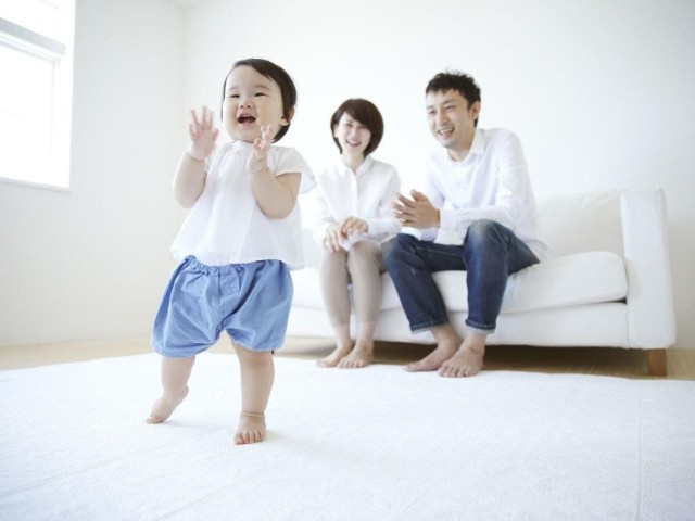 1 歳 歩ける の に 歩か ない