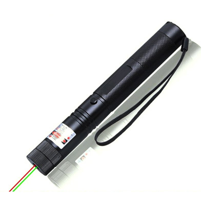 約8000米射程五段式燈光開關使用18650電池超高功率無懼光害室內戶外均可使用