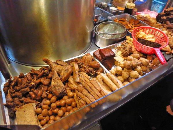 【板橋美食】康博士東山鴨頭-沒預約要等二十分鐘以上的東山鴨頭 【板橋美食】康博士東山鴨頭-沒預約要等二十分鐘以上的東山鴨頭