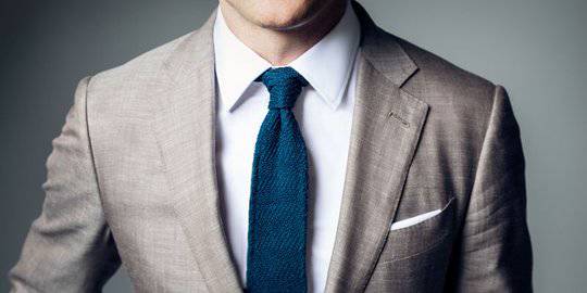 6 Cara Memakai Dasi Beragam Simpul Untuk Pria Mudah Dan Tidak Ribet Merdeka Com Line Today