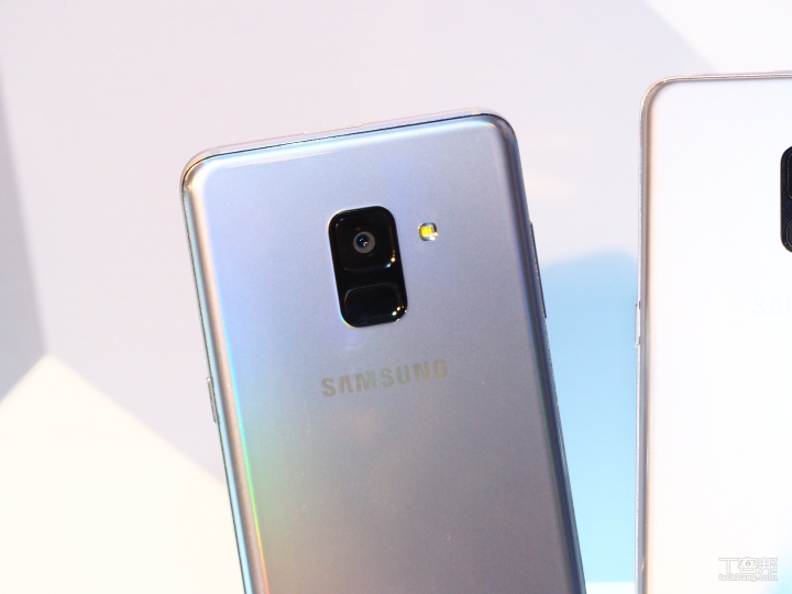 三星 Galaxy A8 / A8+ 正式上市，雙前置鏡頭售價 14,990 元起