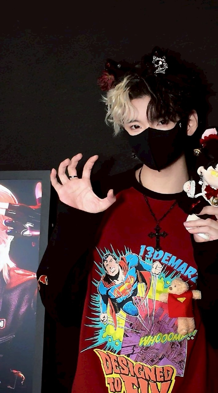 𝑀𝑜𝑜𝑛𝑙𝑖𝑡 𝑇𝑖𝑑𝑒𝑠