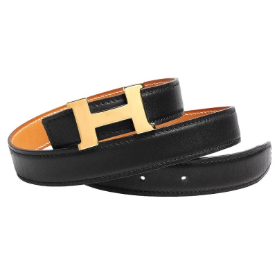 ★HERMES 經典金色大H LOGO ★選用柔軟厚實，頂級小牛皮打造★品牌著名的經典腰帶★與牛仔褲配搭，風格時尚悠閒