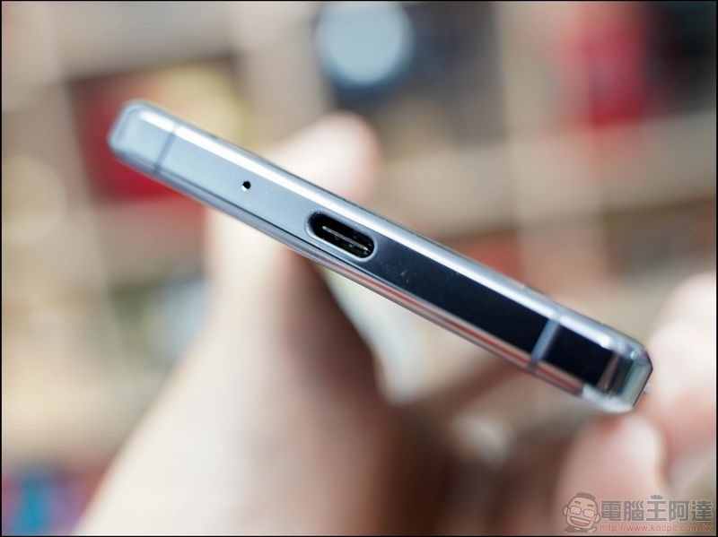 Sony Xperia X1 II 開箱 - 15