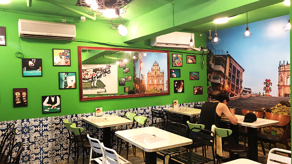 波記茶餐廳,港式下午茶,忠孝敦化美食,無敵冰火菠蘿油,東區宵夜,東區茶餐廳,東區聚餐,東區包場,24小時飲茶,24小時茶餐廳,京星,我不是他媽媽