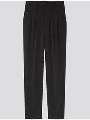 ユニクロ Guで見つけた 大人女性が持つべき黒パンツ5選