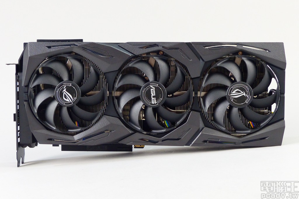 金屬強化框架避免下垂，Asus ROG-STRIX-RTX2080TI-O11G-GAMING 雙風扇模式登場