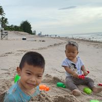 Aunjai รับหิ้วสินค้าลูกน้อย