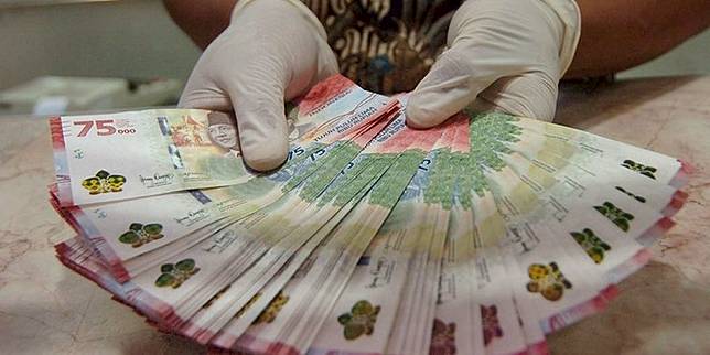 Cerita Guru Pns Hingga Polisi Berburu Uang Kertas Pecahan Rp 75 000