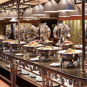 1.可享至新采西餐廳，平日(自助式)下午茶餐乙客 nn2.假日使用需現場加收50元/張