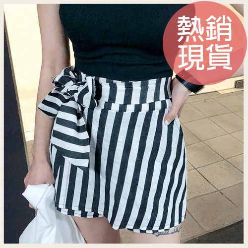 ✦Styleon✦正韓。輕鬆好感綁帶直條紋短褲裙。韓國連線。韓國空運。0418。現貨 M