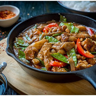 - 100%鑄鐵，導熱快速均勻- 不沾效果佳，清洗容易- 適用於烤箱、瓦斯爐、電磁爐- 牛排、燉飯、海鮮料理輕鬆上菜- 獨一無二手工打造★★★★★★★★★★★★★★★★★★★★【限定3+1 Lovel