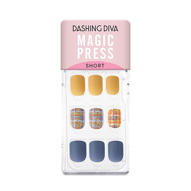 商品規格商品簡述:韓國熱銷指甲品牌Dashing Diva全新推出造型美甲貼規格:30片原產地:中國深、寬、高:4.3x9.8x1.9保存環境:室溫有效期限:2.5年