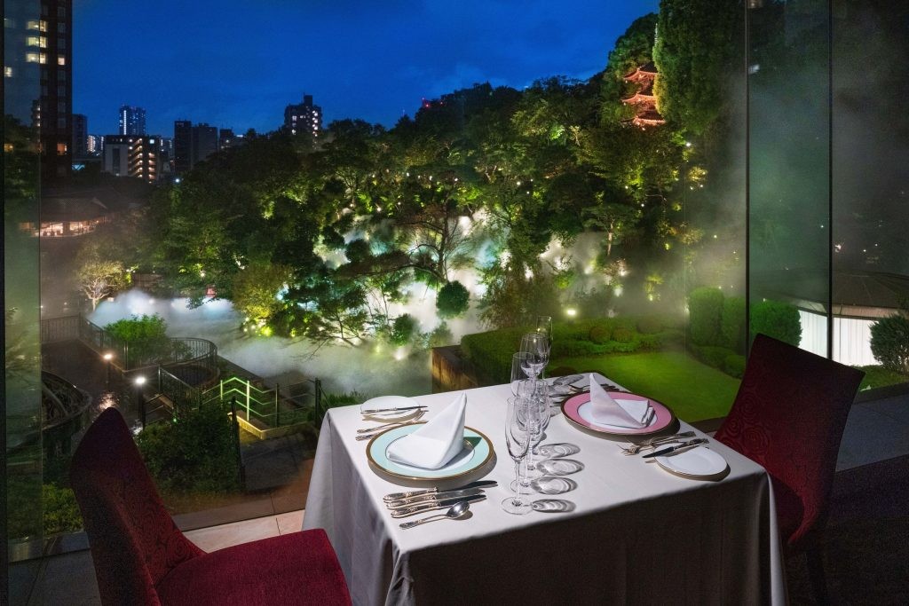 都内とは思えない絶景 ホテル椿山荘東京の夏を味わうレストラン 食べログマガジン