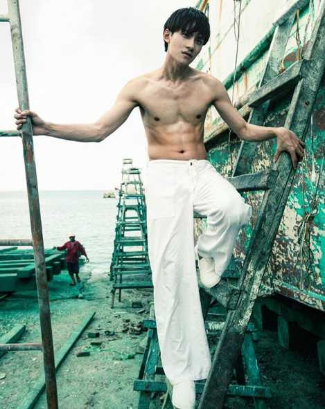 陳品延為了上鏡好看，天天跑健身房苦練六塊腹肌。