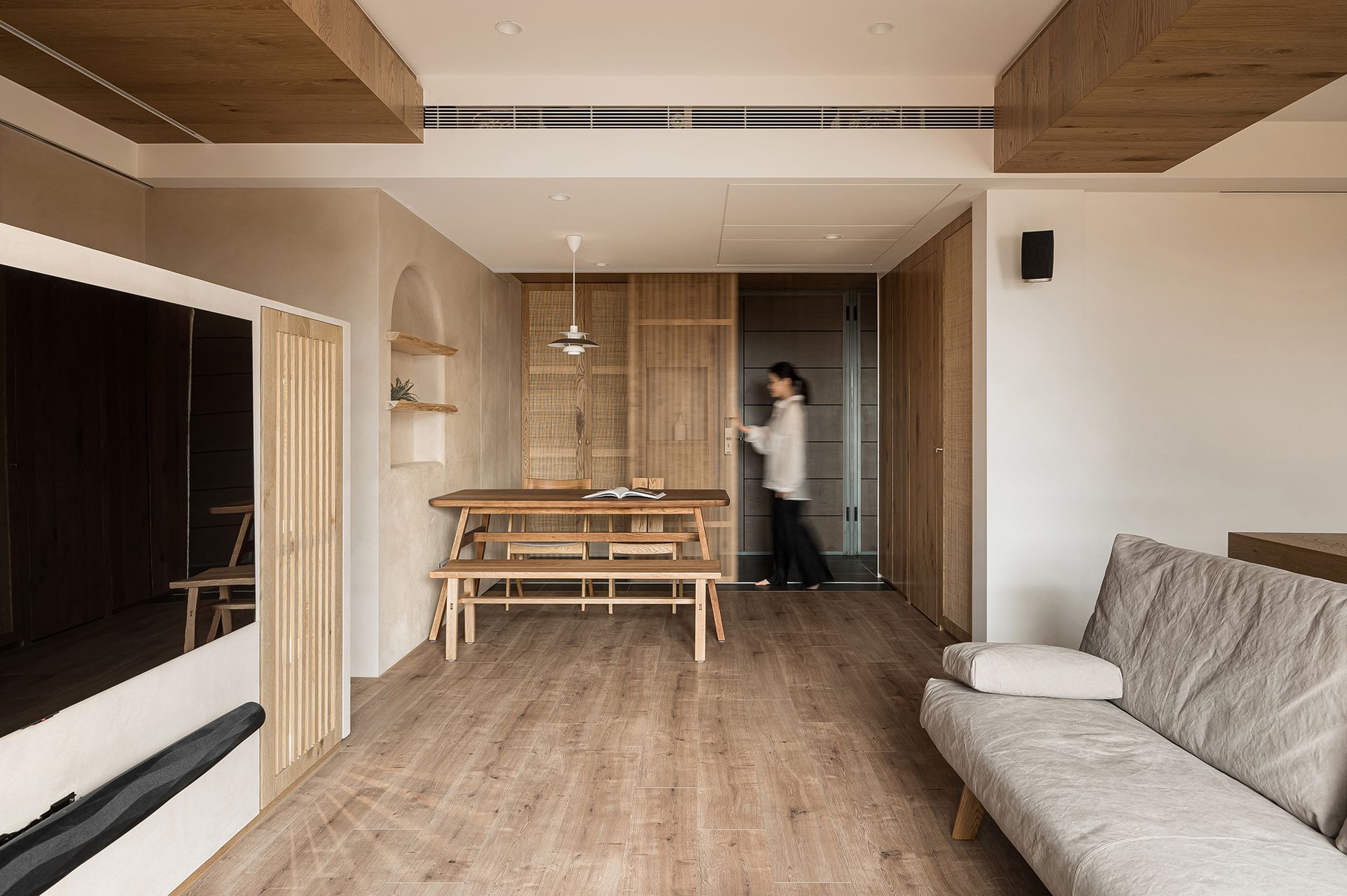 侘寂風格；自然元素；溫潤色調；留白；居家空間；設計