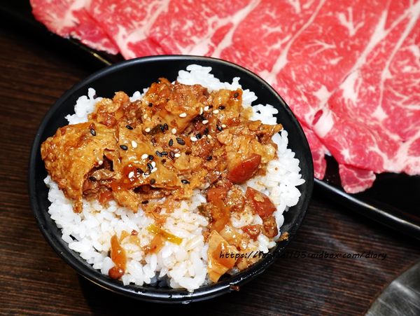 【中和美食】鮮來一鍋 #霜降牛肉 #活跳蝦 #雙人套餐680元 #不收服務費 #自助吧無限供應 (4).JPG