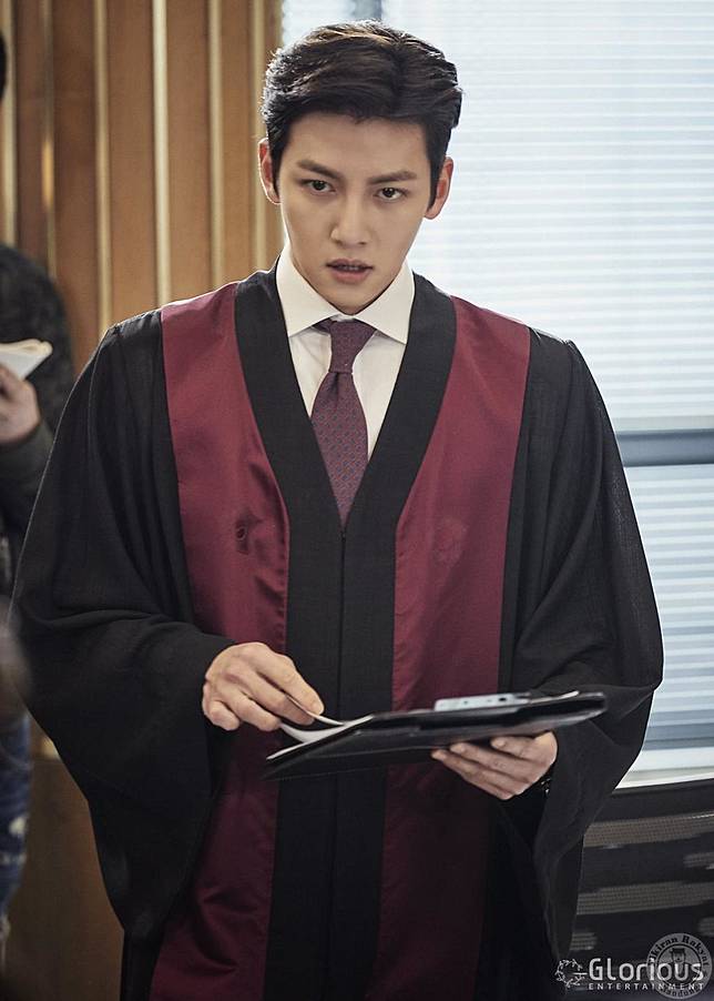 30 Drama Korea Tentang Pengacara Dan Jaksa Gif