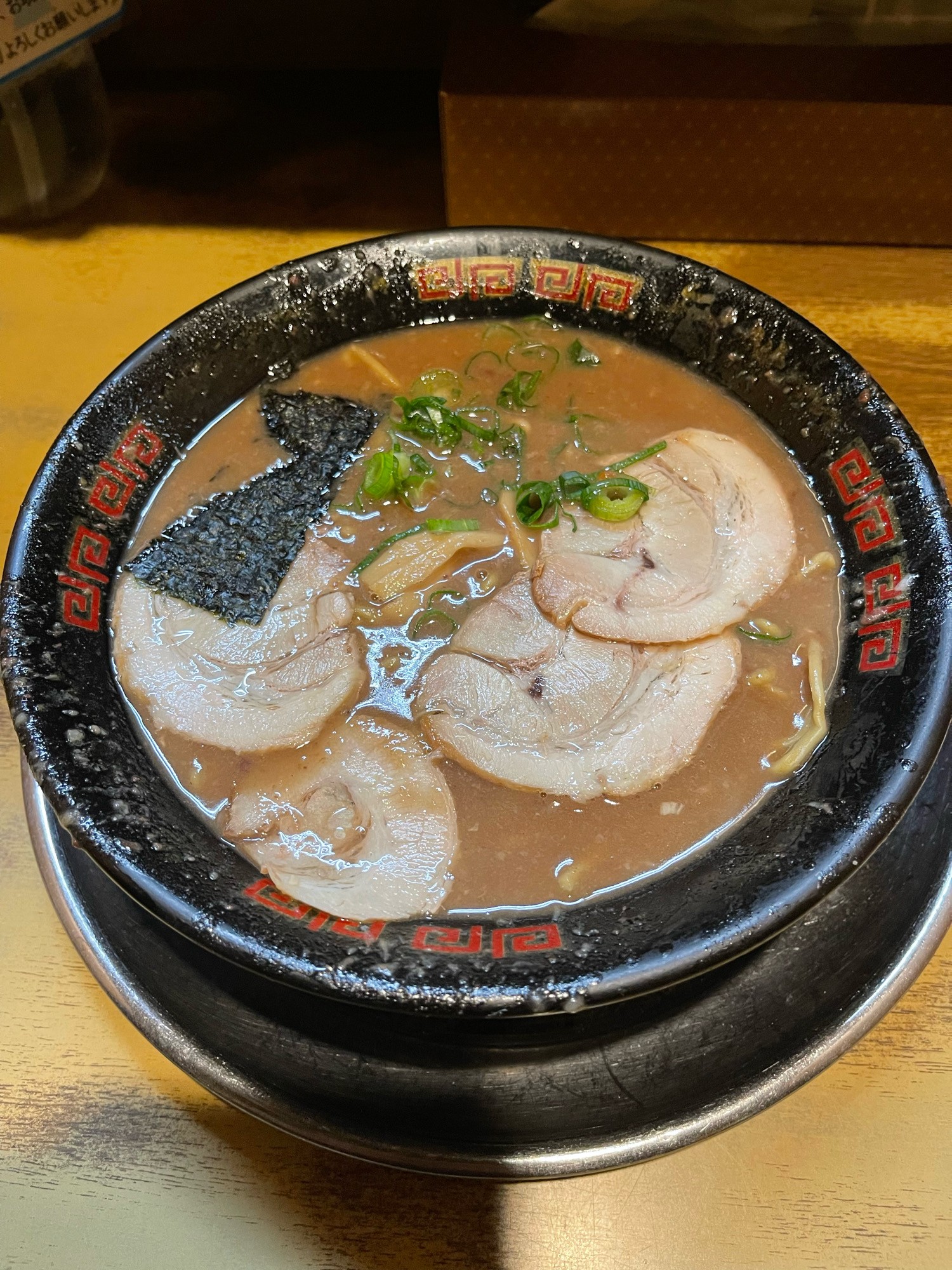 浪速区のラーメン・つけ麺・まぜそば I]｜LINE PLACE