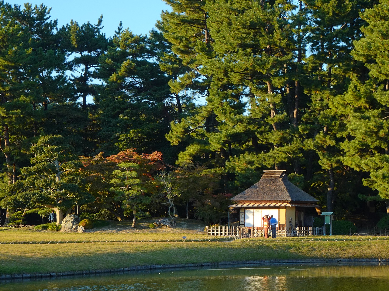 世界最輕巧，28 倍變焦的掌中長砲 Sony DSC-HX99 實拍評測