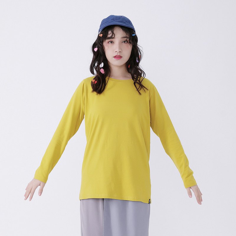 ▋作 品 設 計 說 明 ▋ 簡單的素色長袖T 當作內搭最適合不過了 今年冬天適合亮眼的色系