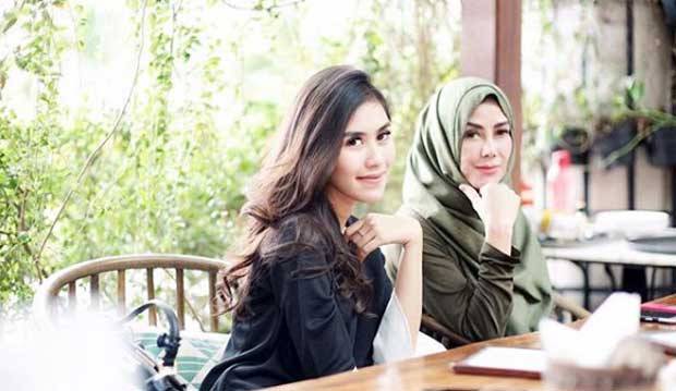 5 Kenangan Ini Buat Mama Amy Belum Bisa Lepaskan Syahnaz