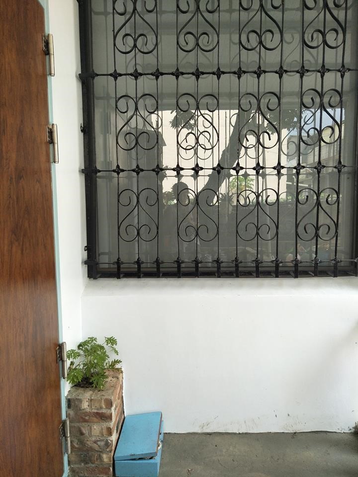 我和先生陳彥璋看過不下數十間公寓、透天，最後竟誤打